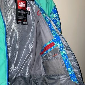 686 Snow Jacket